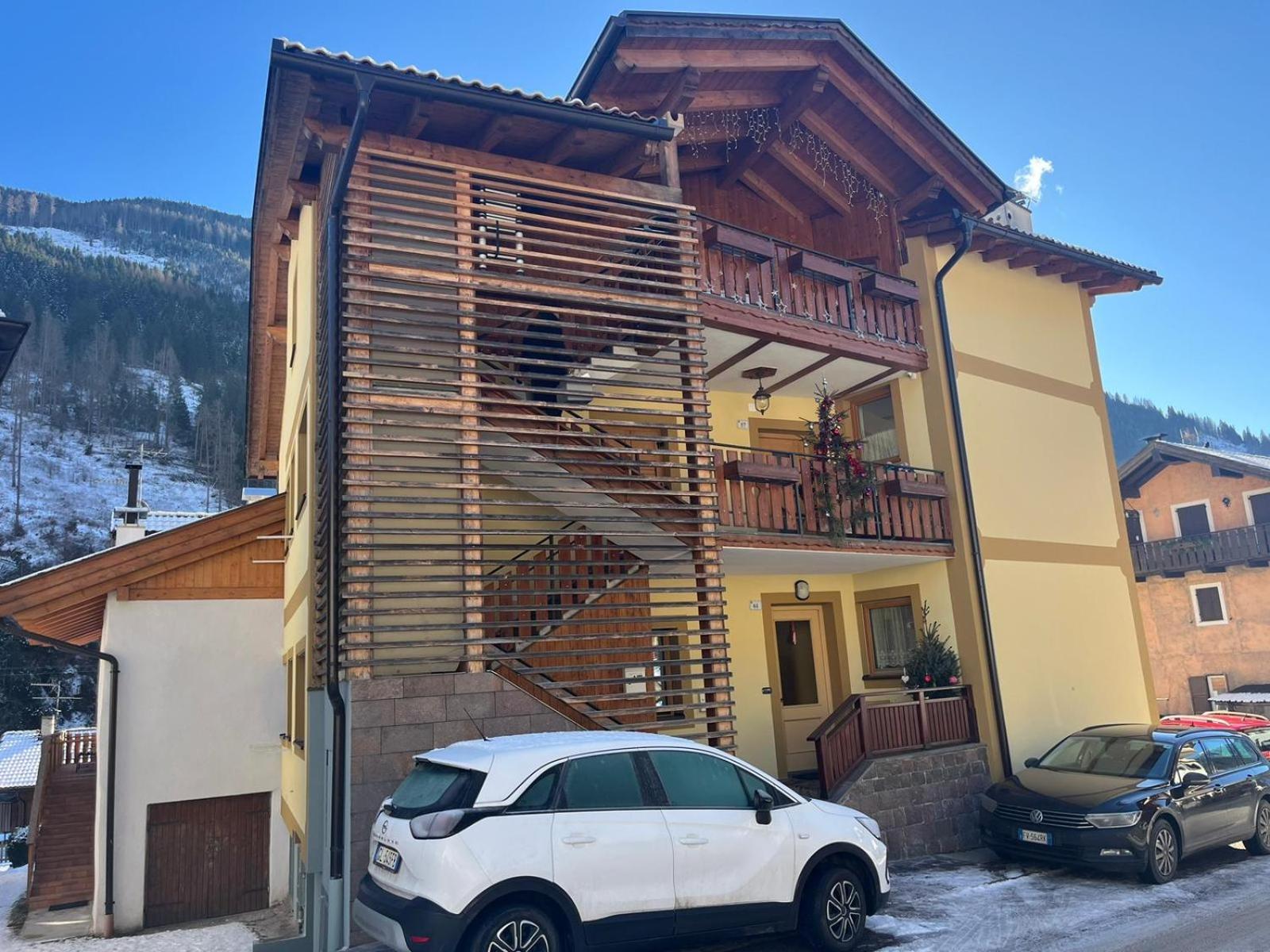 Appartamenti Dolomiti Moena Exterior foto