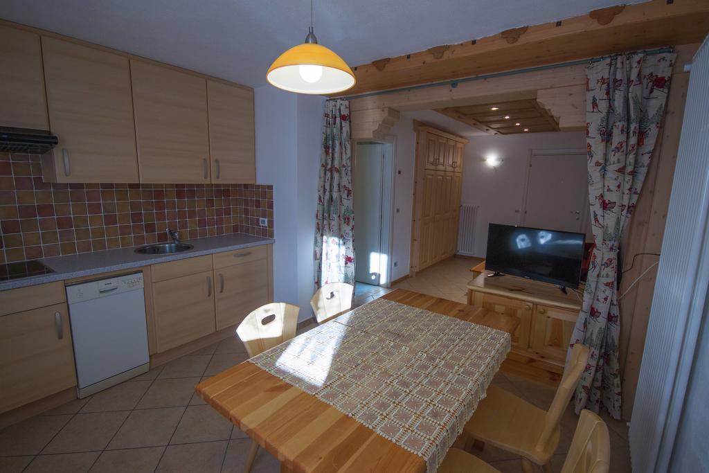 Appartamenti Dolomiti Moena Habitación foto
